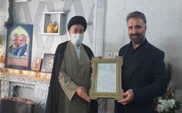 مسؤولان امور نخبگان حوزه با خانواده شهید فخریزاده دیدار کردند مسؤولان امور نخبگان حوزه با خانواده شهید فخریزاده دیدار کردند